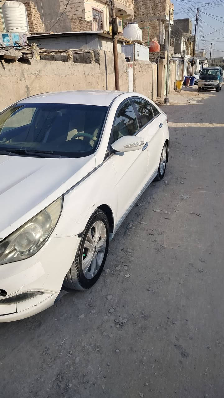 السلام عليكم سوناتا خليجي 2013 مكفوله رقم بابل انكليزي بأسمي تحويل ثانيوم سنويه ل 2029 فقط باردات موضحه بالسونار مكينه كير خير من الله مكينه 2400 مفتوحه درجى اولى شفتات تحكم ستيرن منظومة تبريد جديده  قطعطين ثلج باتري جديد تخم تاير جديد شخوط لايوجد خدوش لايوجد سياره تخبل مال جناي السعر 128$ وبيه مجال اتصل وبيك خير وتدلل ***********
