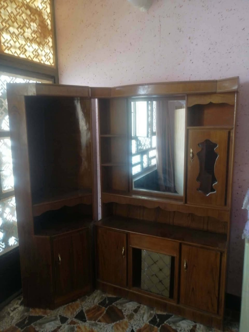 غرفه نوم للبيع نضيفه جدا تفصال جديد السعر 850وبيه مجال للتواصل ***********
