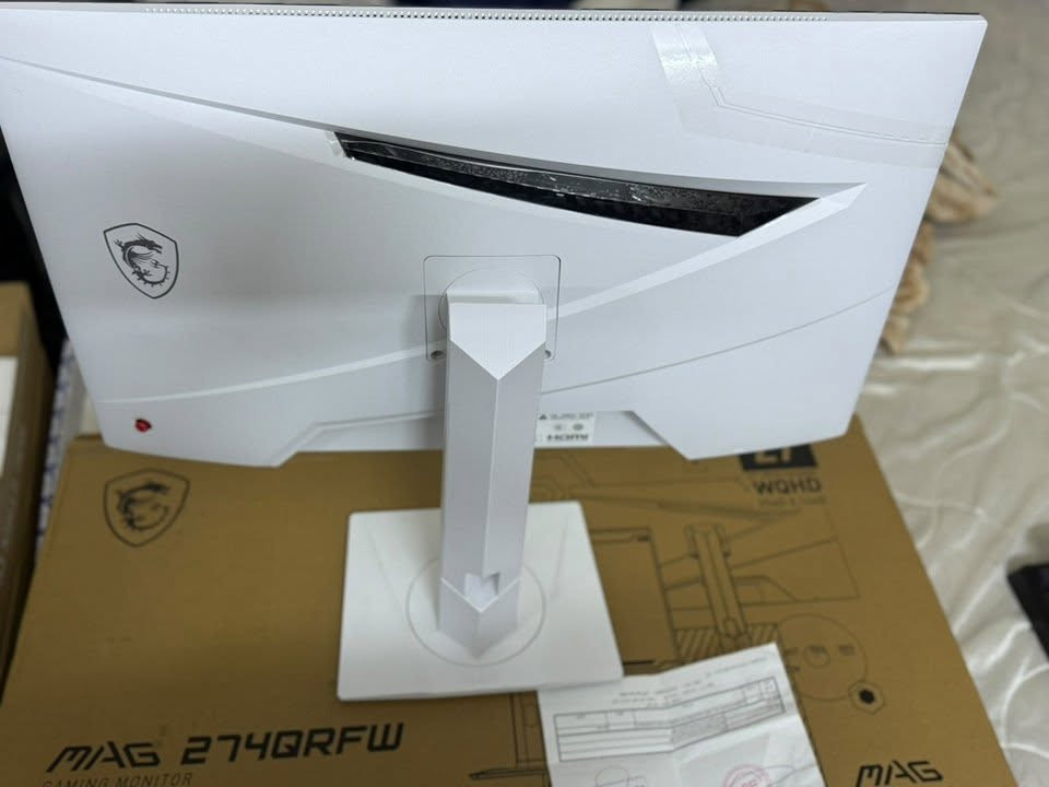 سلام عليكم للبيع شاشه LED MSI 27 MAG 274QRFW 2K RAPID IPS 180Hz 1Ms HDR400 WHITE اخت جديدة 
سعرهه 250الف.

ماوس ROG SPATHA WIRELESS/WIRED GAMING MOUSEمستخدم نظيف 100الف وبي 

***********
