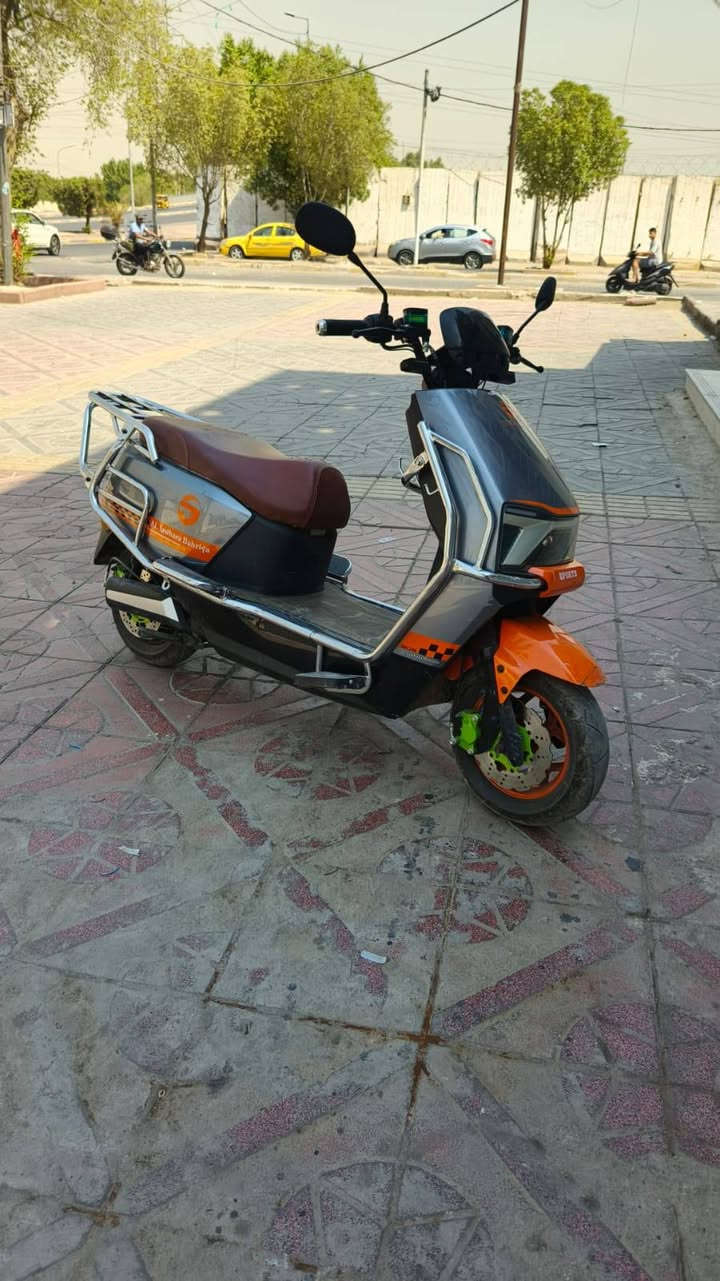دراجه شحن للبيع فول مواصفات نظام بارك و نظام رجوع و بلوتوث و 3 سرعات و مدرعه السعر 700 الف و بيها مجال المكان حي العدل ***********
