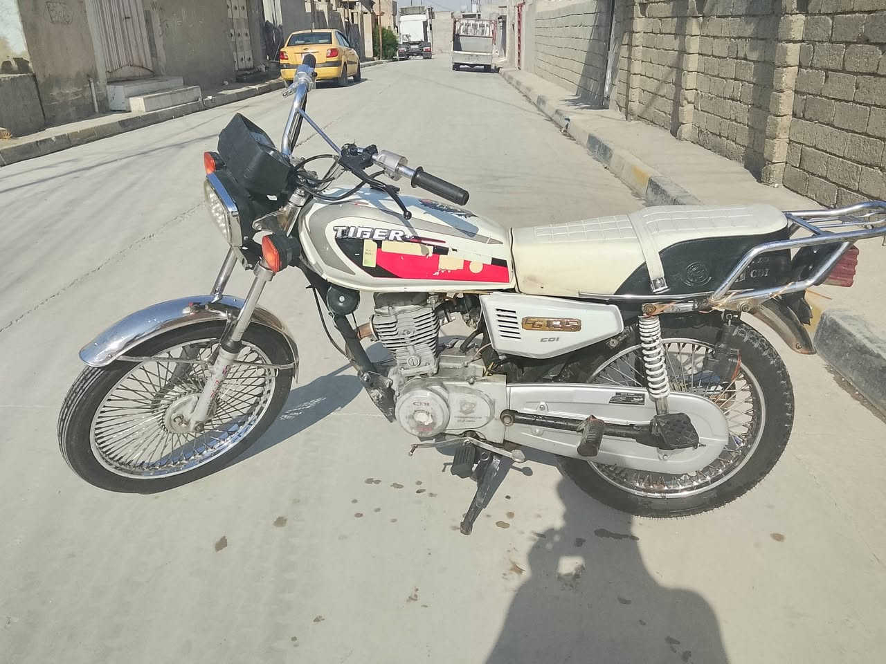 🏍تايكر 2019 
ختم شاصي محرك2019
مكينه نشطه صوت فيلس بس شرط 
لا تبخير ولا تنقيص ولا صرف 
تايرات جديدات  دبلات شغاله شرط 
وايرمنيه شغاله ما عده الايت  
الماطور نضيف  وسعره حيل مناسب اعرف سعره اغله من هيج بس متوازي ع بيعته 
300 وبي مجال 
*********** بي واتساب 
غير متواجد ع فيس
