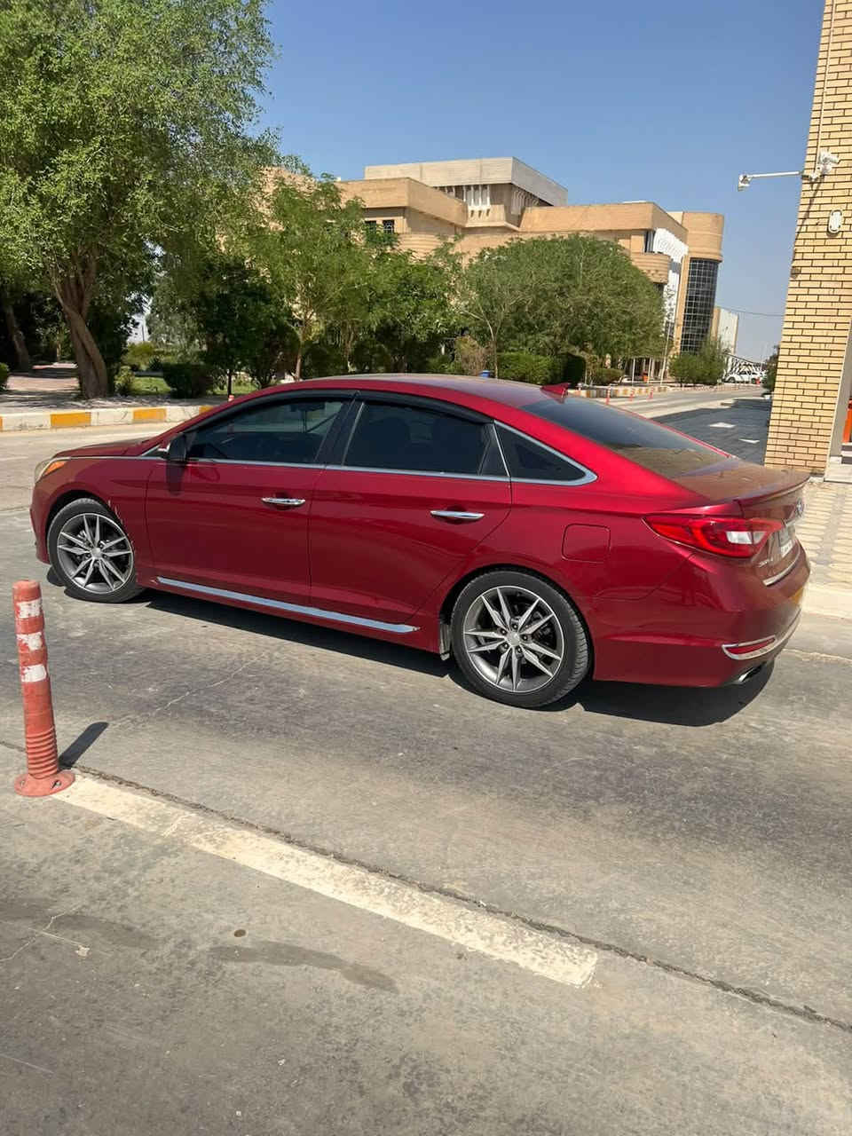 السلام عليكم
سوناتا 16 مواصفات سبورت
فتحه سقف
كشنات جلد تدفئه كهرباء
ثلاثه انضمه قياده
صندوك ذكي
منضومه زينون عالي ناصي
سياره تاخذه متصرف عليه ولا ربع حادث دعاميه وبنيد فقط كما موضح بالصوره ايرباك دركه فقط وبيه بابين كلير من امريكه فقط سعره130 وبيه مجال اتصال عله هاذا رقم *********** مكان سياره البياع
