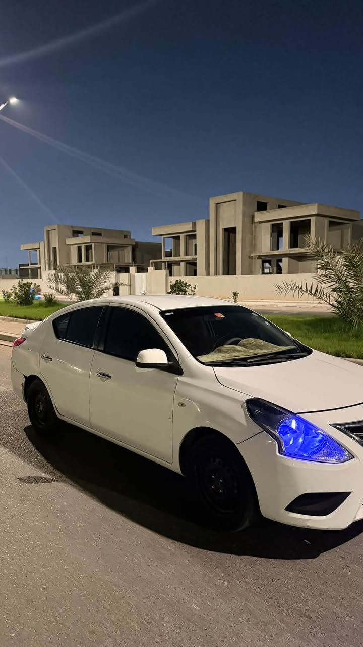 نيسان صني • ٢٠٢٢ • ٩٠٠٠٠ كم