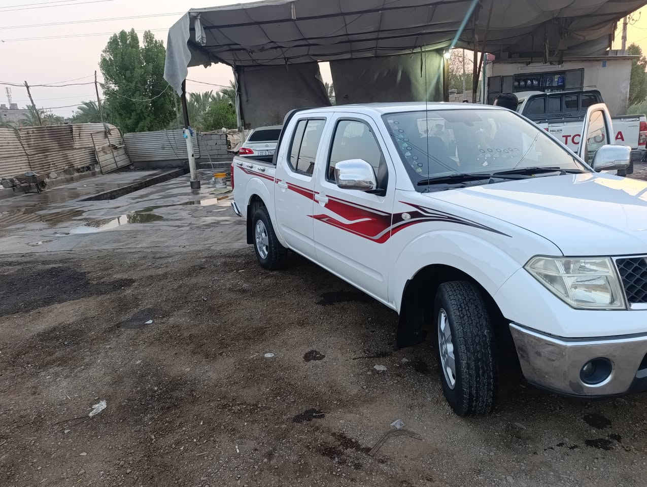 السلام عليكم نيفاره مديل 15 سياره خير من الله مكينه ما مفتوحه بيها بارد بلجاملق الخلفي قليل وتعديل بارد بلجاملق الامامي الي بصفحت السايق بيها بارد بلباب الخلفي قليل ولباقي مكفول كفاله عامه السياره ربع ما تذب عليها تخم تاير حداده رقم اربيل لسنويه لحد 2031 المكان بصره الهارثه السعر 160 بيها مجال قليل رقم الهاتف ***********
