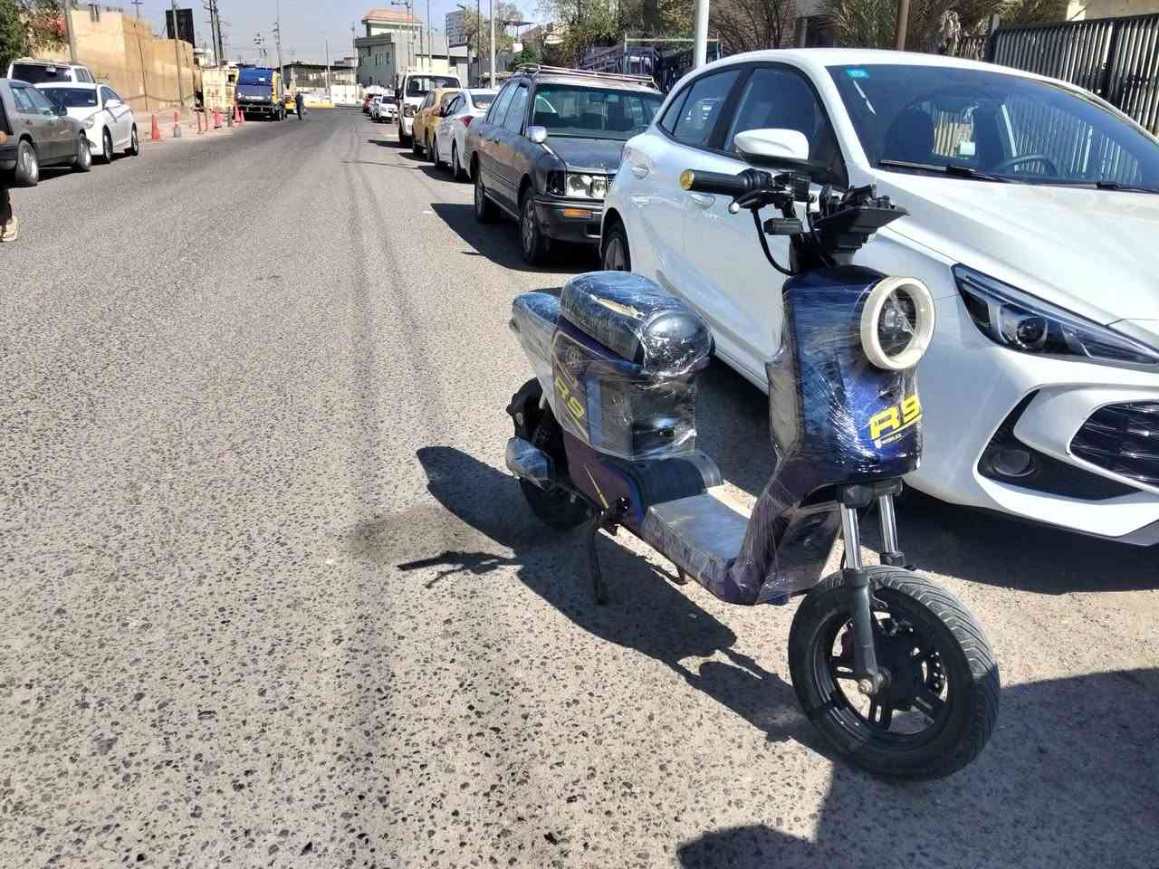 سلام عليكم دراجه البيع جديده حلوو بطاريات مديل 26جديدات 32مبير بصره حمدان سعر 325بيه مجال رقم ***********
