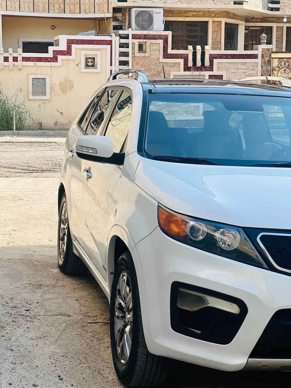 سلام عليكم للبيع سيرنتو وارد امريكي sxL
فول مواصفات 1على 1اعلى موصفات بالامريكي
محرك 6 سلندر 
7 راكب
ماشية 100الف ميل فقط
والسيارة كامله فلس ماتصرف عليها
مكان الفلوجه
سعر 140 وبيها مجال
رقم الهاتف ***********
رقم الهاتف ***********
