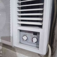 مكيف كري للبيع نضيف درجه اولى شغال اي عطل مابي سعرة 300 وبي مجال شرط ا...