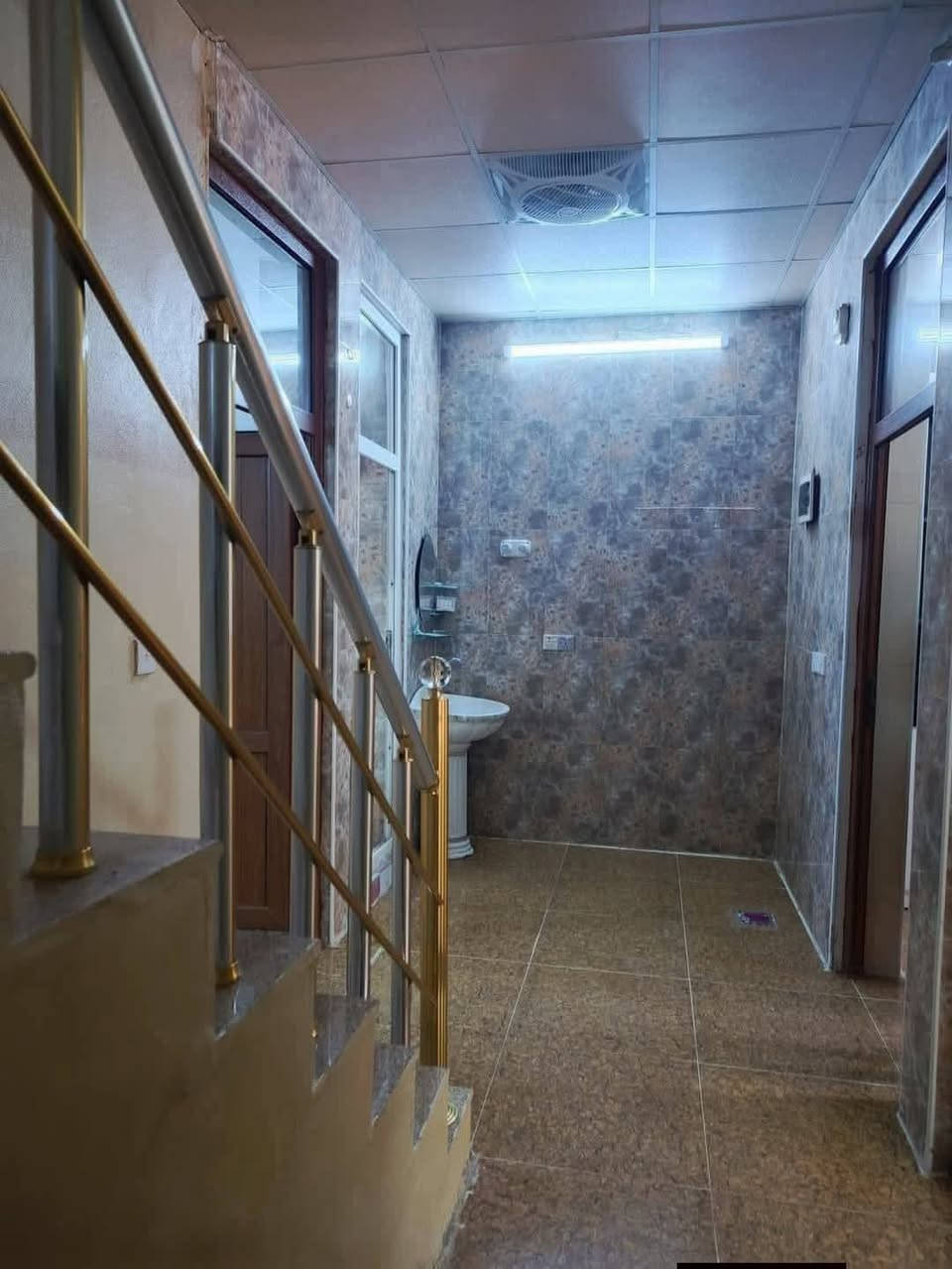 شارع ١٠٠م • دورين • بيت للايجار