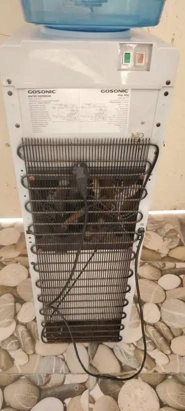 براد ماء جوسونك نظيف وشغال شرط كله للبيع بارد ثلج وتدفئة ايضاا ..
السعر خاص او واتس اب ***********

