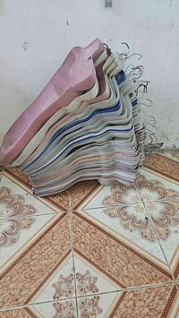صدر بلاستيك • عدد ١٢٥