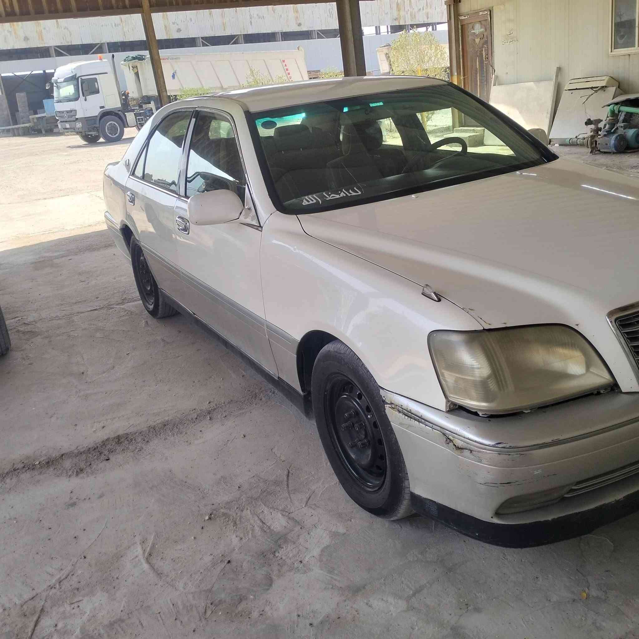 السلام عليكم جنون موديل 2000 دي 4 كبيره تبريد كفاله محركها وقيرها كفاله حداده 80% شرط 180 ما تحوس قصه شنطه والحديد سعرها 26 وبيها مجال بيها بس رقم بدون سنويه كهربائياتها كلها تشتغل عنوان بصره الزبير
***********
