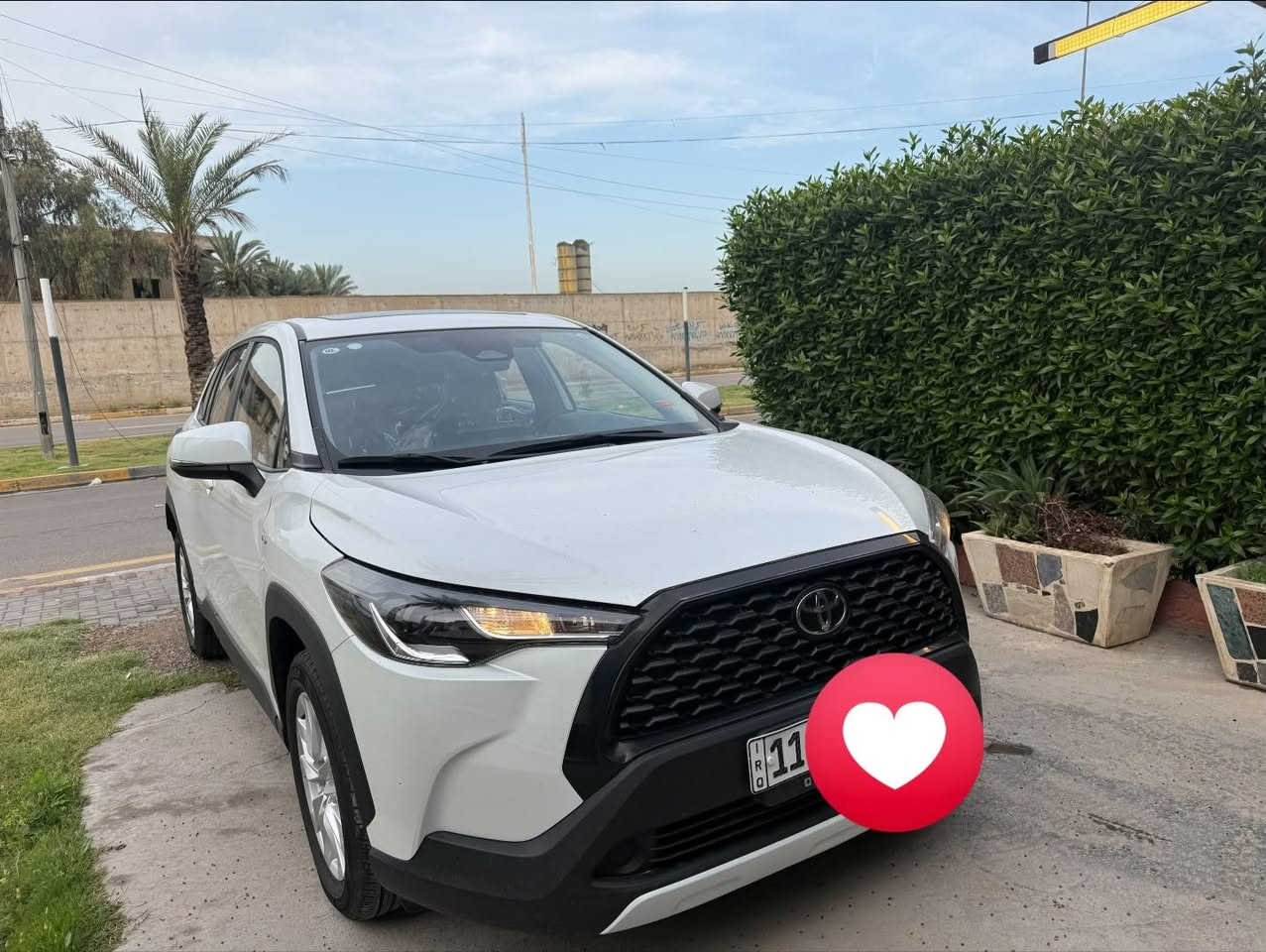 تويوتا كورلا HEV كروز تجميع الصين مكفولة من الصبغ والبارد موديل 2024بصمة سلايت محرك 2000 كامرة وشاشة  اصلية رادار توقف ذاتي 5 ويل كب بلوجكتر وحمالات سقف
عداد المسافه 26
الف كيلو 
المركبة بحالة جيدة
السبير غير مستخدم 
السعر 26 مليون وبيه مجال***********عنوانه بغداد حي جامعه
