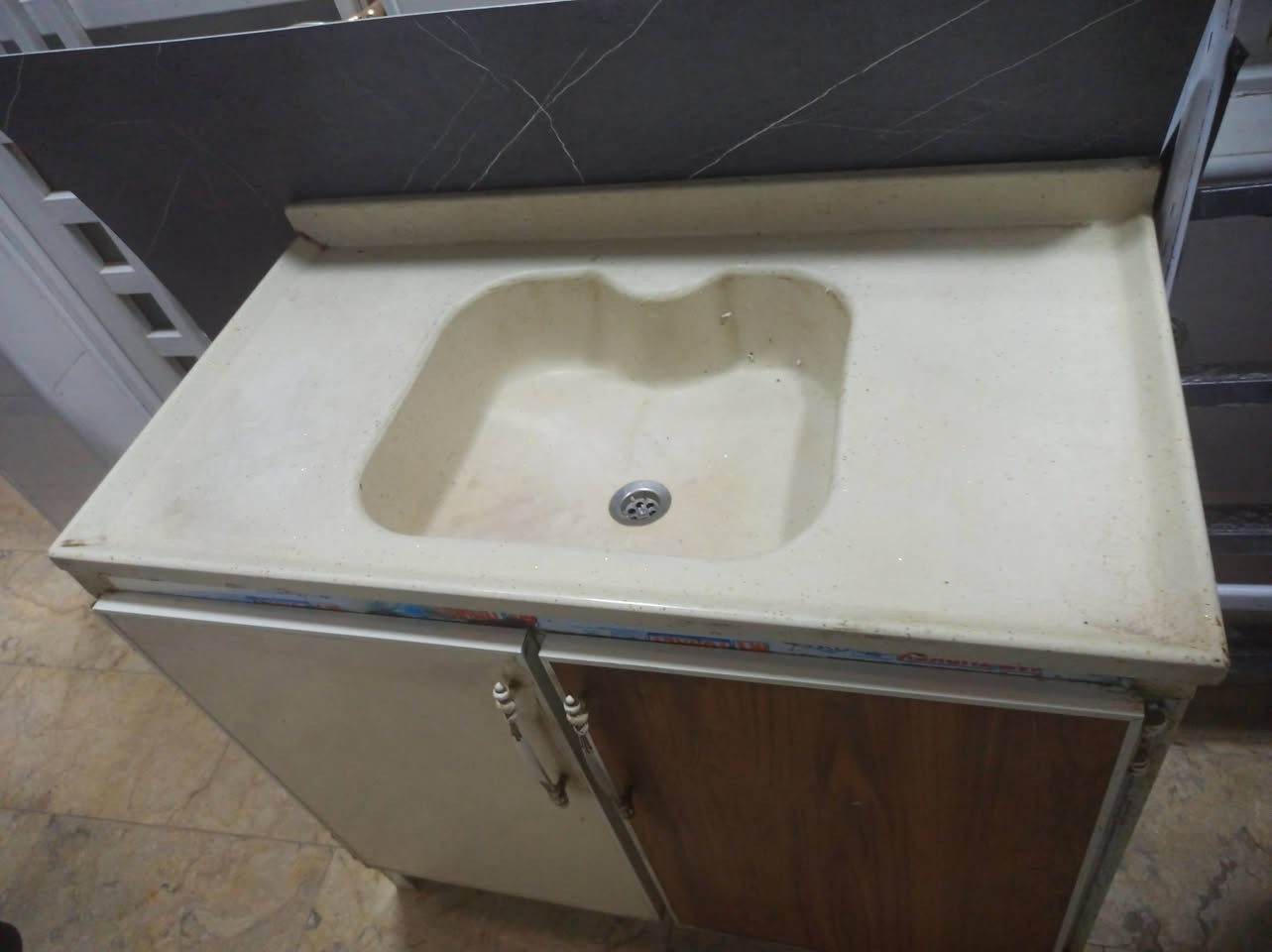ابو المتر مستخدم نظيف كلش مكانه نجف
