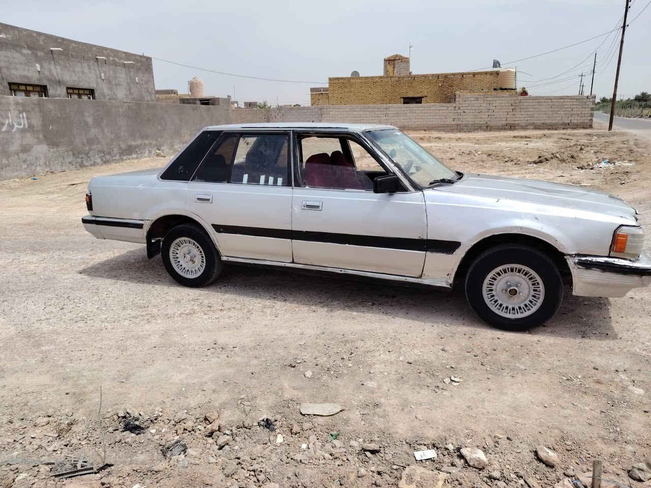 السلام عليكم للبيع سوبر موديل 85 رقم مثنى مشروع وطني كير محرك بطه 2ونص مكفولات لشرط  سياره بلاديه حلوه نظيفه جاهزه من كل شيء مال جناي سعر 18 وبيها مجال *********** مكان سماوه الخضر
