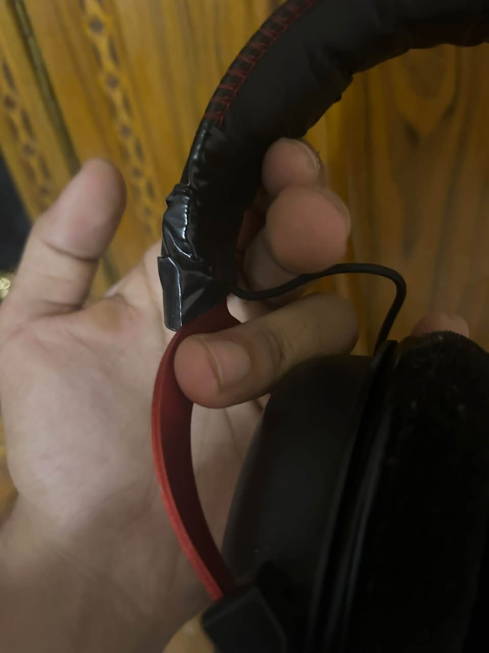 سماعه هايبر اكس اصليه بيها كسر بسيط يصلح ومماثر ب ايشي لا بل لبس ولاشي طب خاص وقيم تواصل خاص او واتساب ***********
