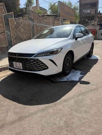 BYD كن بلاس   السياره مستخدمة 10 الف الكلي  مكفولة كفالة عامة السياره ...