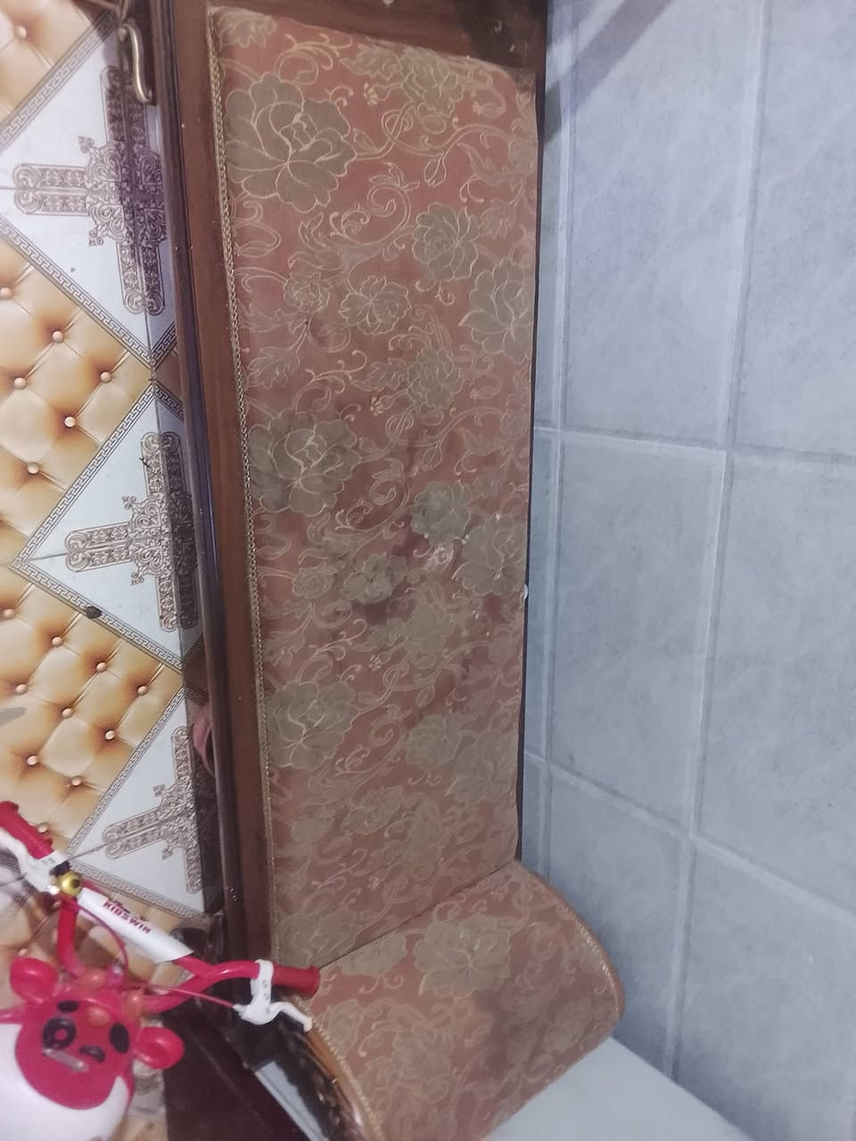غرفه نوم كلش نضيفه بغداد المواصلات السعر ٣٥٠ ***********
