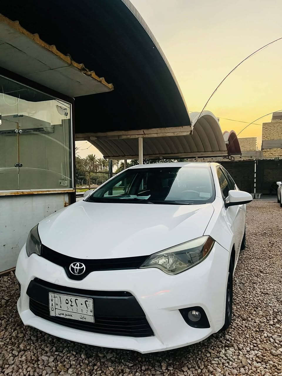 كورلا 14 بيه أربع قطع صبغ جاملغ وبنيد حادثه بامريكا وبابين صبغ رش جاهزه تبريد مكينه 1800 معروضه 95 الاتصال ***********
