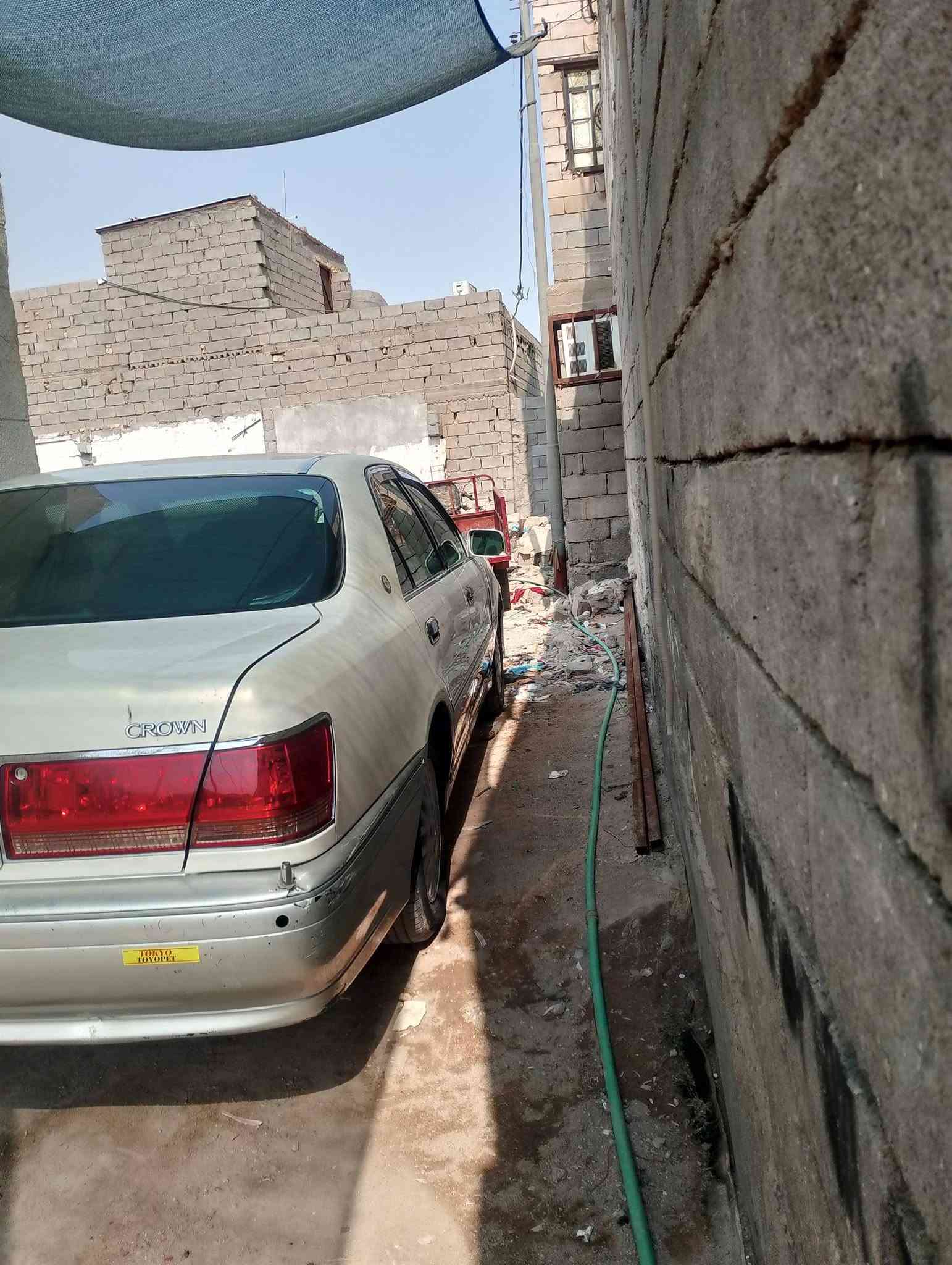 السلام وعليكم ملكه كصه جنطه كرستال أصل مكينه كير كفاله تبريد ثلج مكينه وينجي أدوات متومه طبق أصل ع شاصي مكان البصره سعر 30وبيه مجال ***********وتساب

نص مكتوب في الصور:
- ATQYOT