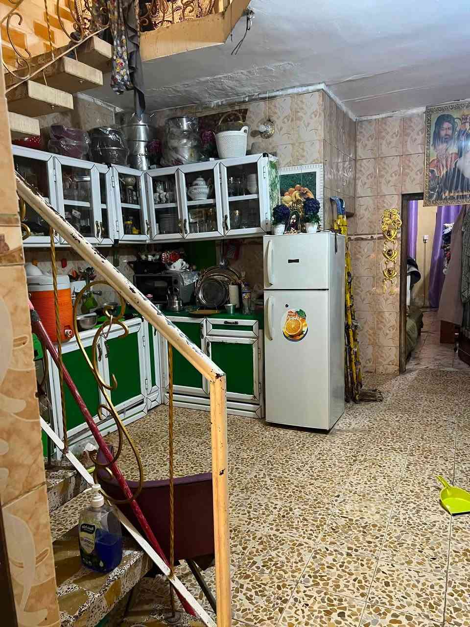 نصف قطعه للبيع قطاع 56 طابقين حي الكراد قرب المستوصف والساحة عكاده بناء نضيف السعر 155 وبي مجال ***********
