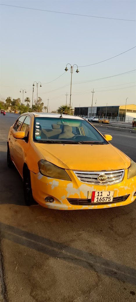 بي واي دي جي 3
 محرك هوندا صار 5 اشهر من شاده  كير عادي تبريد شغال باتري  دينمو جديد مسوي ادامه بلكات ومجاول ومنضومه البنزين السعر 32 قفل  مكاني بغداد الكماليه رقم ***********
