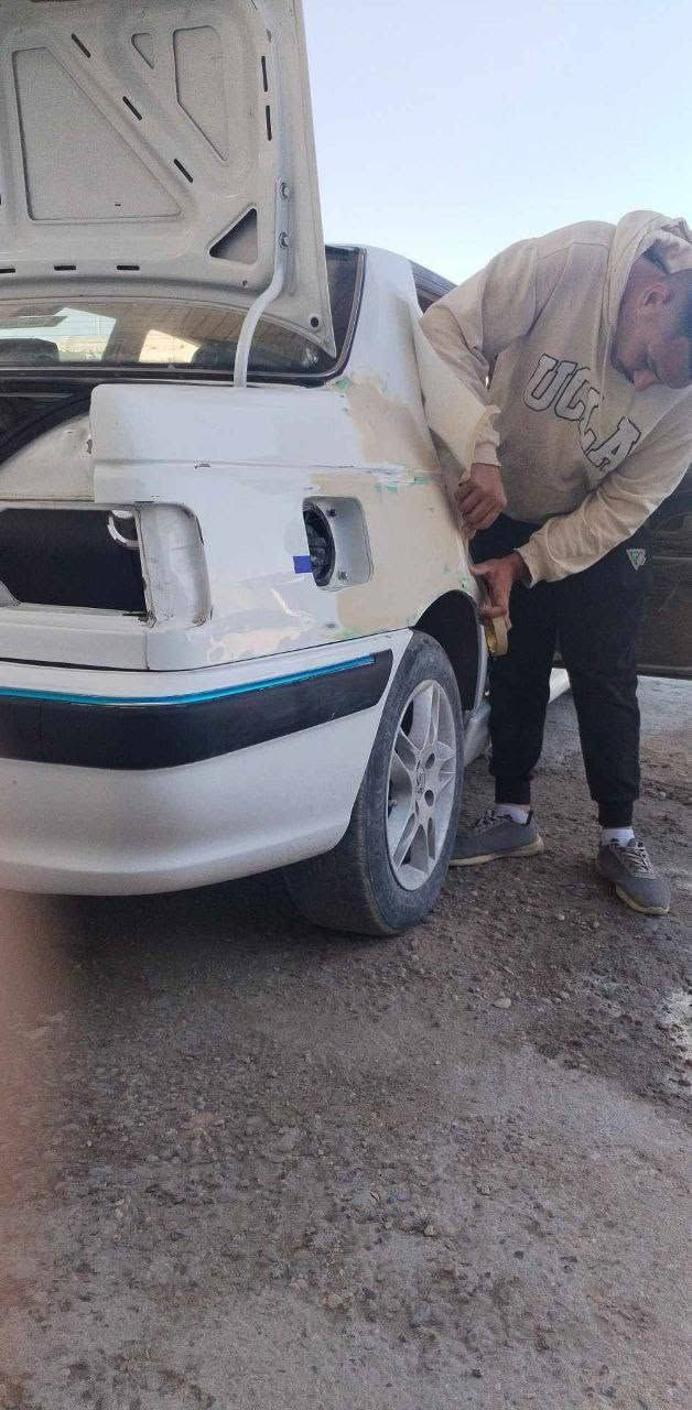 سلام عليكم...
بيجو بارص موديل 2017 سياره ماشيه 168 الف  بلادي على ايدي من الشركه باسمي تحويل ثاني يوم سياره بيها صبغ نص جامغ خلفي وشبر بالحوض مثل ما موضح وصوره الحادث موجوده بالمنشور وجنطه شويه بيها بارد مثل ما موضح همين 
قبل فتره صار عندي ضعف بالمكينه كامت تنقص دهن وديتها كالولي بيها خيط تبخير بس المكينه صافيه كلش صدر امامي 100/100 غرفه نضيفه امانه الله تايرات 90% نظافتهن 
مكاني بغداد ابو دشير السعر 50 #وبيها_مجال للشراي
*********** واتساب واتصال
*********** واتساب فقط
رحمه الله من ترك كلمه طيبه
