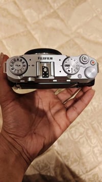 فوجي X-M5 • واتس فقط • مجرد ناشر