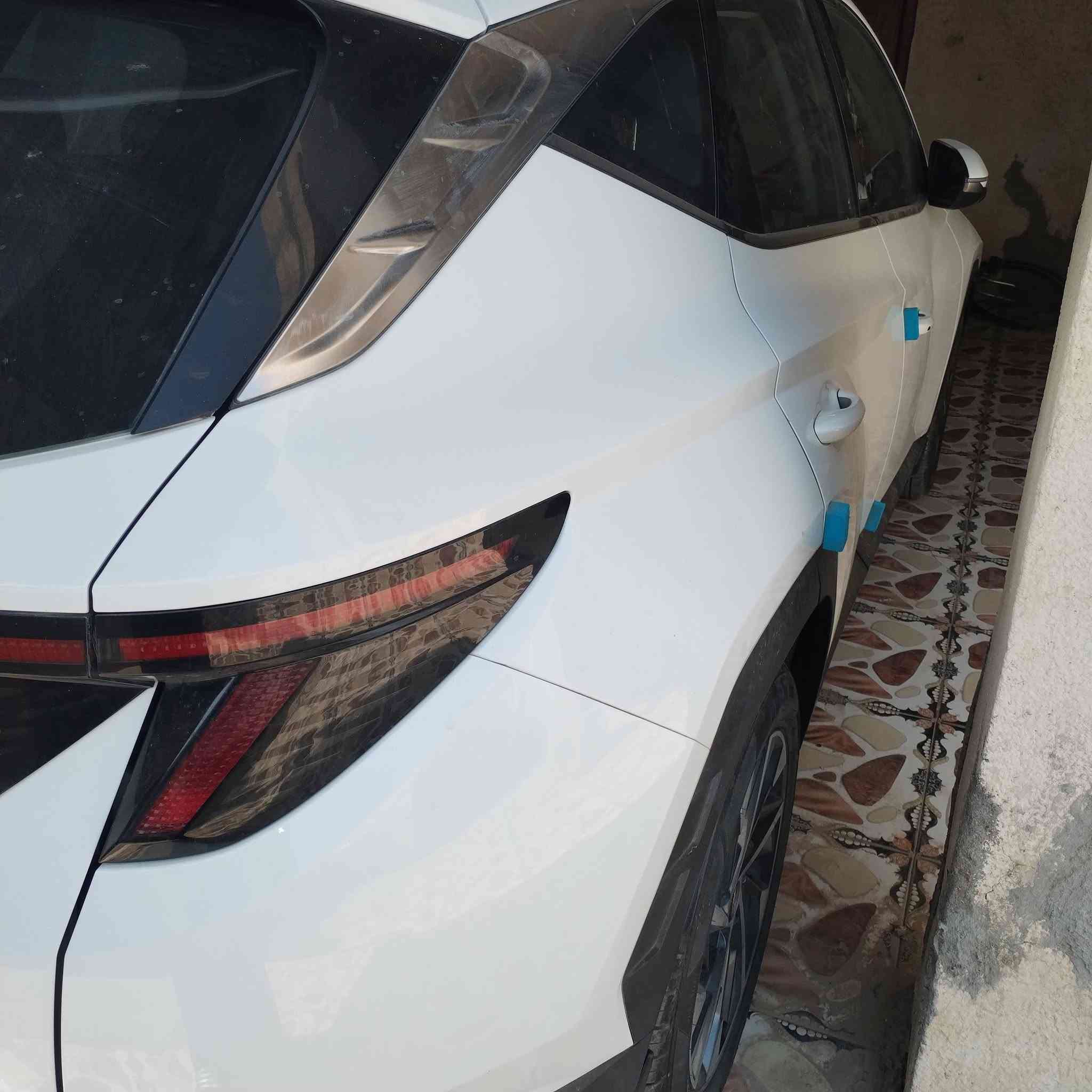 توسان 2023 خليجي محرك 2000 حساس أمامي وخلفي.. رقم بغداد. فول مواصفات ماعدا البانوراما.. ماشيه 56 الف.. مكفولة..السعر 190$ وبيه مجال. ت ***********
