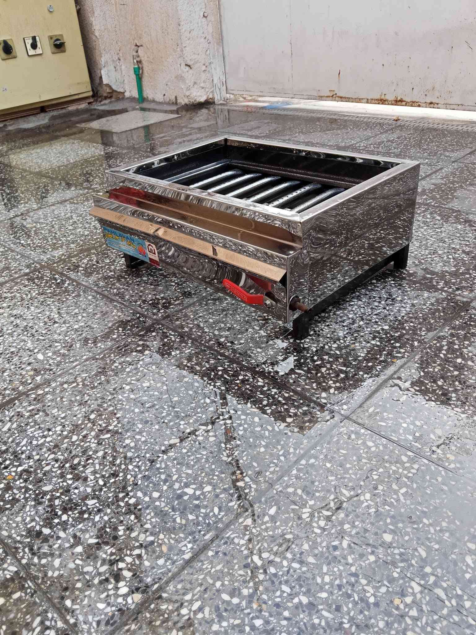 قطع للبيع كل واحد وسعره سكرن وطب خاص ودلل مكان بغداد الصليخ
الرقم ***********
