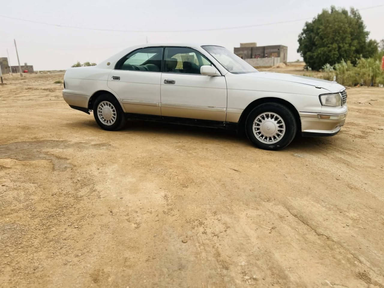 سلام عليكم بطه البيع موديل93 مكفوله من كص والعيب شرعي تبريد شغال مكينه شرط الفحص شاشه تعمل مكينه 2500او مراوس بيكم الانتصال عل رقم***********
