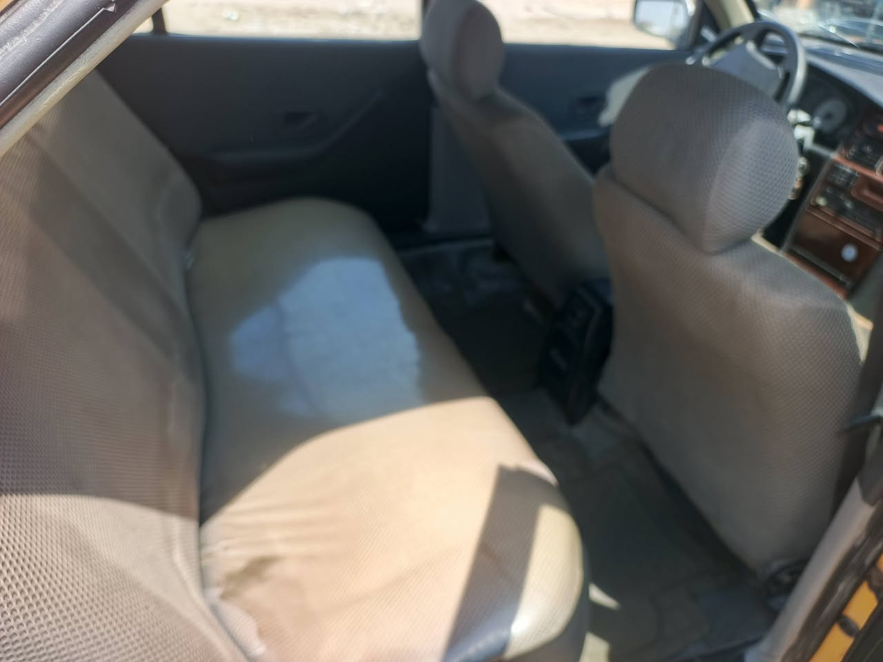 سلام عليكم بيجو بارص موديل 15سياره جاهزه كير محرك حداديه رقم ذي قار سنويه صاقطه عليه غرامات 300 يطيحن من سعر العنوان ذي قار مركز السعر 27 وبيه مجال *********** راعيه يمي مكفوله من ظربه ومن تبديل
