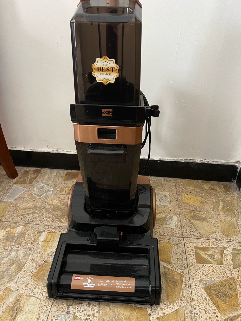 مكنسة كهربائية coya plus  متعددة الاستخدامات 5 بواحد كنس الاتربة جاف  وغسل زوالي وتنشيف مع ملحق غسل القنفات استخدام جداً قليل جديدة بالباكيت حتى سائل الغسيل وياها