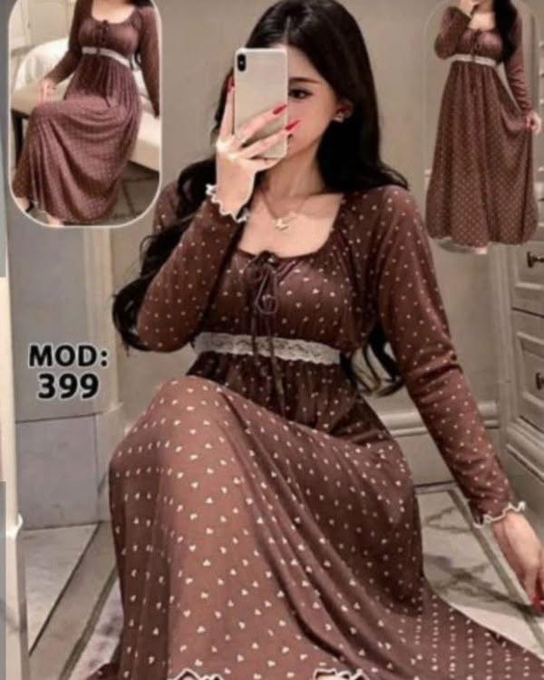 جملة ملابس الغالبي 
سعره درزن 65🔥🔥
ربط قناة https://t.me/chkso12

نص مكتوب في الصور:
- MOD:
- 2002
- مجمع الأميرات
- MOD: 399
- ٥:٤٢ م