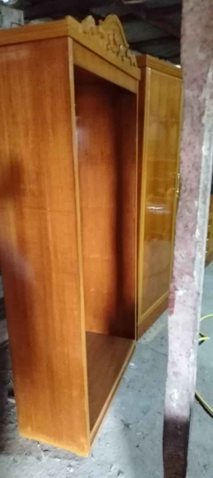 غرفة ٥ أبواب صاج تسگام مستعملة تم تجديدها بالكامل
صبغ جديد
تلميع جديد
قفالة و يدات و رفوف و تعاليك و مرايات كاملة
تخت جرباية قوي
السعر : ٦٥٠ الف و بيها مجال حگ الجيه
العنوان : النجف حي العسكري *********** النجف, العراق
