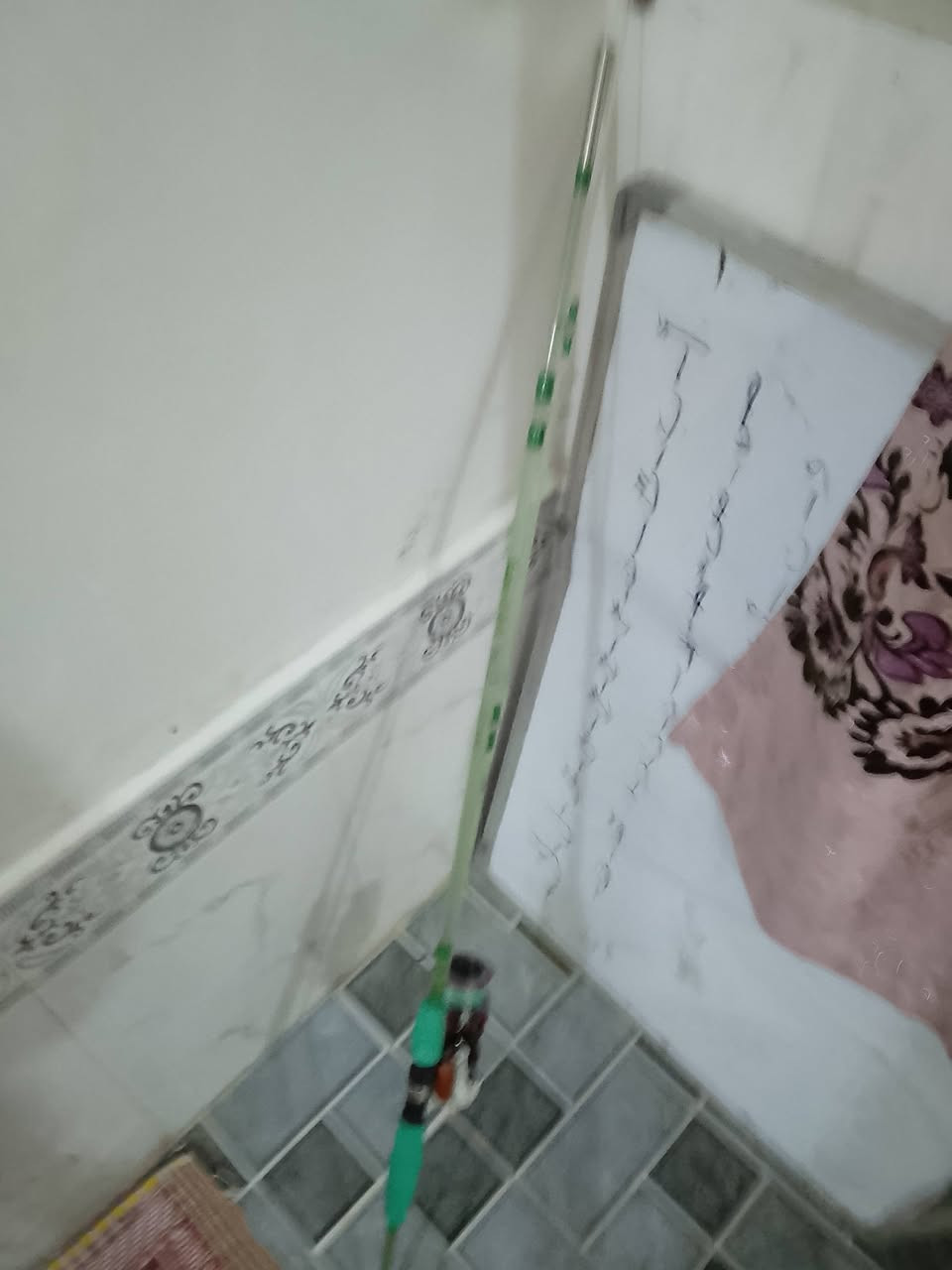 سلام عليكم عندي عدت صيد متكونه 4سبرات ومكينه وحده 8000وقراض هواي يعني بس سوي علفتك للصيد بوجهك شراي بخدمته مكان لناصريه مستعجل على بعته ***********
