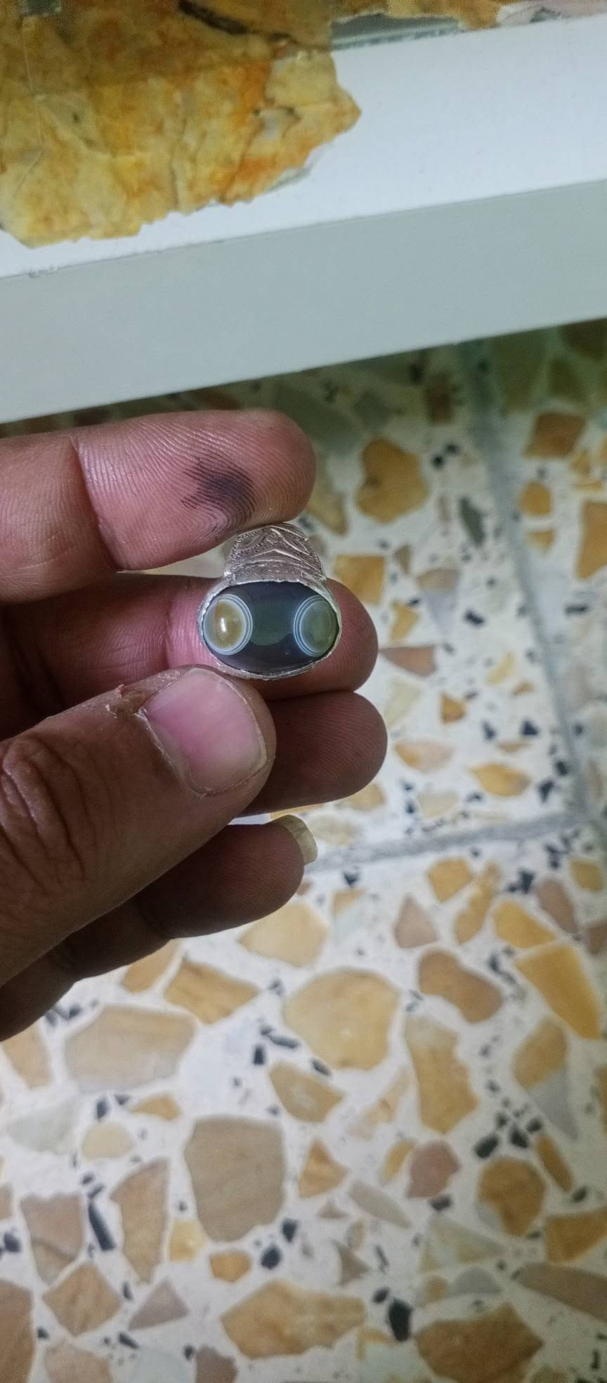 محبس قدمات • نظيف • للبيع
