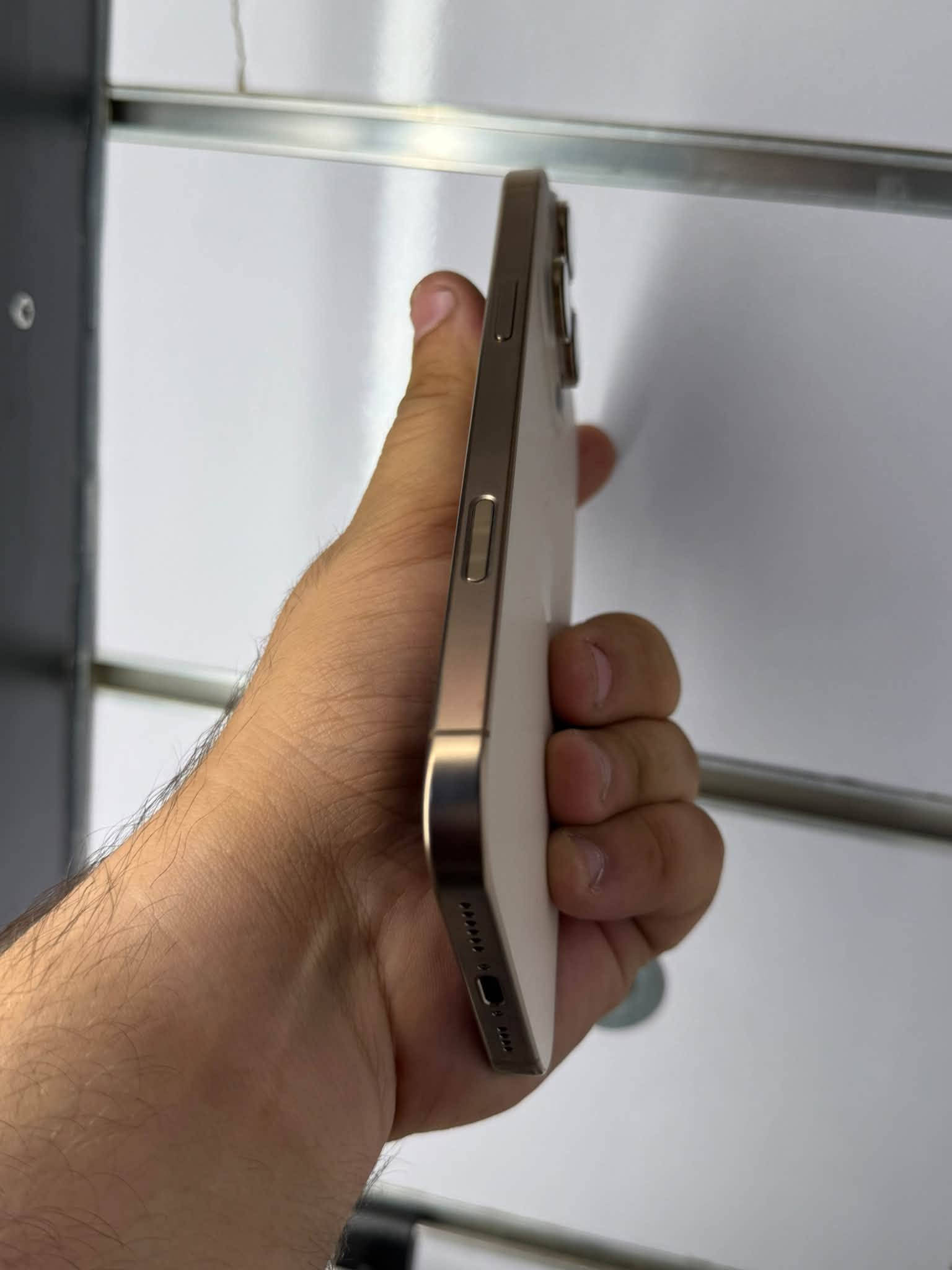 iPhone 16 Pro Max
" ايفون 📲16 برو ماكس 

" اللون المميز 

" بطاريه 🔋94 عدد الدورات  442

" ذاكره 256 

جهاز ( تك سيم  ماستر عربي شرق اوسط)

"شخط واحد ما بي اخو الجديد

"مكفول كفاله عامه من فتح وتصليح

السعر / خاص او اتصال 

العنوان / موصل حي السكر

للتواصل / *********** واتساب او اتصال عل رقم

 واذا ماعجبك الجهاز تاخذ الاحسن منه يارب
