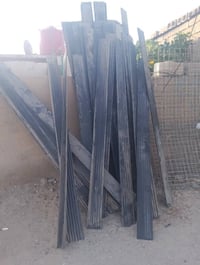حديد • اسود • رفوف