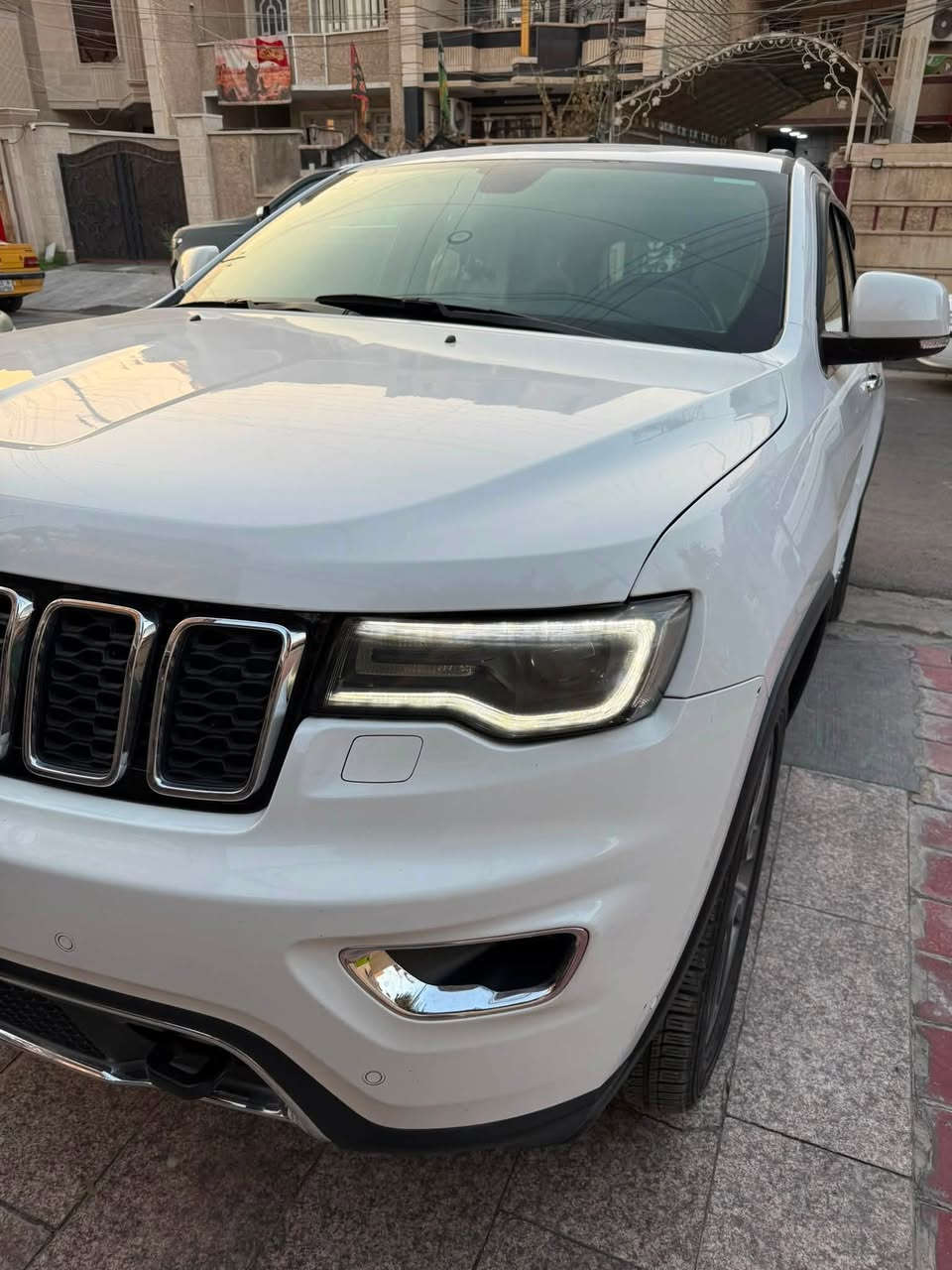 رقم  بغداد بتحويل مباشر موديل 18
فول مواصفات ١/١   لمتدد بلاص  خليجي 3 شاشات 
رادارت جانبيه نظام  النقطه العمياء
نظام التوفف الذاتي
نظام اطفاء المحرك وتشغيله اوتو
حجم المحرك 3600
فور ويل 4/4 ماوس  
دبل سلايت بانوراما 
تشغيل عن بعد 
شاشه جبيره 
شفتات ستيرن 
جنطه كهربائي شفط 
دبل كزوز خلفي 
حساسات اماميه + خلفية 
سستم صوت 12 سماعة 
دمامي خلفي بلصندوك
اوتو بارك مساعد اصطفاف
قطعتين تبريد ثلج 
كشن خزن ميموري 3 وضعيات
مقاعد جلد اصليه  بيجي  
كهرباء (تدفئة+تبريد) 
كشن خلفية تدفئه
تدفئه بلاستيرن 
سيدي بلجكمجه  مع ريموتن تحكم بلشاشه 
مري  شفط 
مري قلاب ويه ال R
يدات ستيل اصل 
الداخل صاج ملكي   
نظام_خرائط(نظام ملاحة)_Navigatio
كامرة خلفية دوارة اصلية
استيرن كهرباء +  تدفئة
فول تحكم استيرن (جهتين امامي + جهتين خلفي) 
ناقل حركة ٨ نمر
نظام سبورت s
نضام اقتصادي
مري _جانبي_تدفئة مرايا_جانبية_حساسة_للضباب_تعمل_
تلقائياً + اشارة بالمري 
لايت عدسة زينون يصعد وينزل ويه الستيرن 
كشافات
زراكات لايت  
صدر جديد  باتري جديد 
مكفولة من الصبغ والتبديل فقط بارد باب خلفي شي بسيط
ماشية 86 الف كيلو حقيقي
***********
