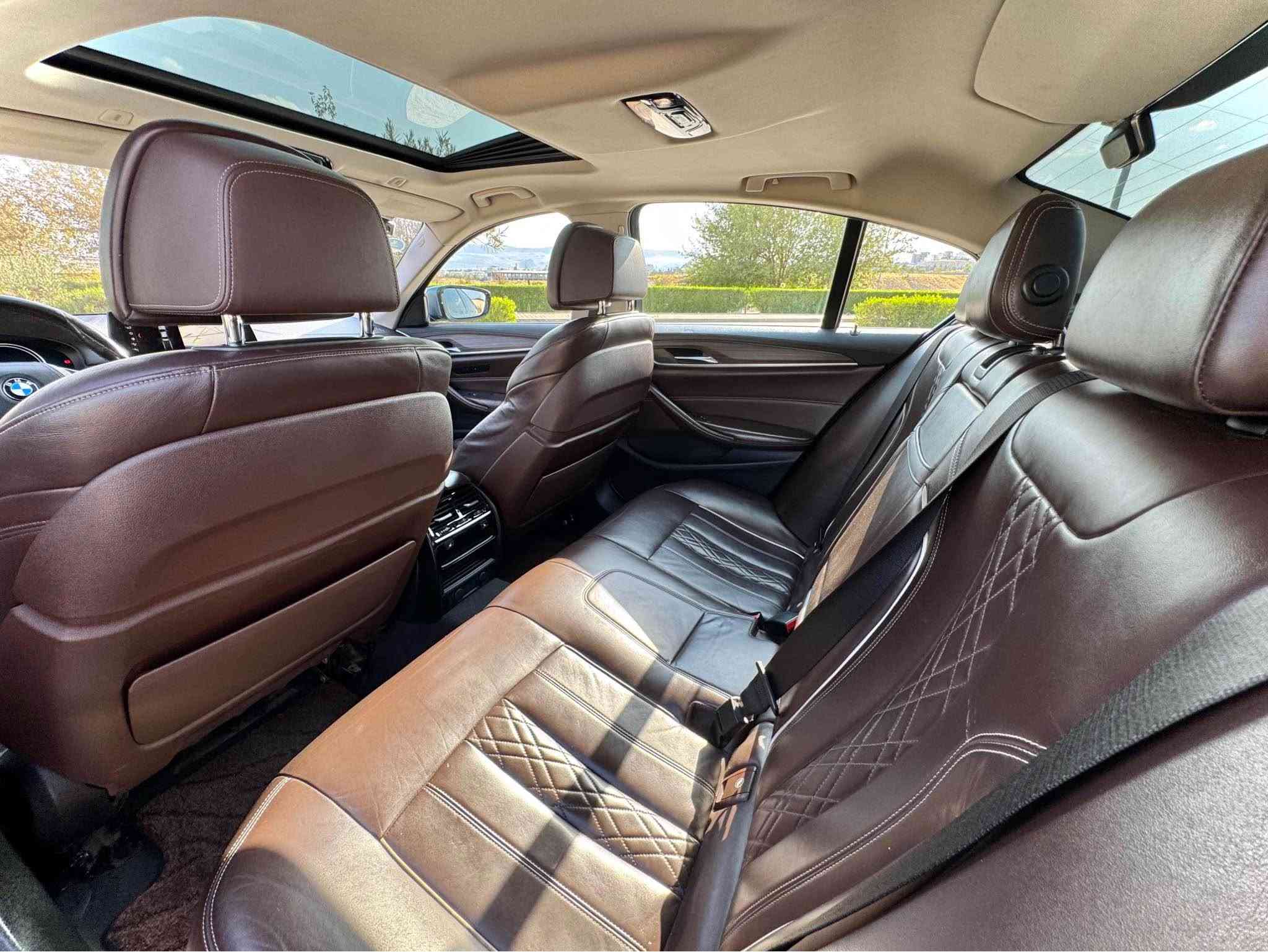 ‎کوردی / عربی 

‎بسم الله الرحمن الرحيم
530 2018  X-DRIVE  LUXURY LINEزەمان دوەلی 
تەنها فرۆشتن 
ماشەڵا سەیارەیەکی ڕاقی و کەممەسرەف 
کامل پێش و دوای گۆڕاوە بۆ ٢٠٢٢ وەک بیلاد
سەنەویو ڕەقەم تازەیە بە ناوی خۆمانەوەیە
مەکینە B48 چوار پستۆن تۆڕبۆ ٢٤٨ ئەسپ
گێڕ و مەکینە و تەحویل و غەرامە بە شەرت✅
تەنها ١٠٠ هەزار کیلۆمەتر ڕۆیشتوە واتا ٦٠ میل

نرخ 💵 (( 245 )) 💵وەرەقە و معامەلە 

مواسەفات : LUXURY LINE 
ڕادار گەورە و کوشن حەوسەد و داتاشۆ و سلاید
کوشن جلد و کارەباو میمۆری و تەبرید و هیتەر 
٣ مۆدی لێخوڕین و ئۆتۆ هۆڵد و ئۆتۆ ستارت 
ماوس و شاشە گەورە و کامێرە و ٣٦٠ حاسە و ڕادار
تەبرید دەبڵ زۆن و تەبرید مەرکەزی و ئۆتۆ
سوکان هیتەر و کارەبا و گێڕی سپۆرت و ڤۆلیۆم
گێچ ئەلکترۆنی و وایەرلێس چارج و ئاوێنە کارەبا
زۆر مواسەفاتی تر ….

سەیارەکە ئەوروپیە و هیچ ڕەسمێک ناهێنێ
٣ پارچەی کلێری ئەوروپایە بێ دەعم بێ مەعجون

ڤیدیۆی کاملی سەیارەکەم لایە کڕیار داوا بکات✅

📍شوێن : سلێمانی

***********☎️
ڤایبەر و واتسئاپی لەسەرە
——————————————
للبيع فقط 
BMW 530 2018  X-DRIVE  LUXURY LINE

ماشاءالله سيارة راقية و اقتصادية جدا
بجم امامي و خلفي محدث لل ٢٠٢٢ 
ضمان دولي و سنوي و رقم جديد و باسمي 
محرك B48 ٤ سلندر تيربو مرغوب قوة ٢٤٨ حصان 
گير و محرك و كهربائي و تحويل و غرامة بشرط✅
ماشي ١٠٠ الف كيلومتر يعني ٦٠ ميل 

سعر:💵 (( 245 )) 💵ورقة و بيها مجال 

موصفات: LUXURY LINE 
رادار كبير و كشن ٧٠٠ و داتاشو و فتحة 
كشن جلد و كهربائي و تبريد و تدفئة و خزن 
٣ نضام قيادة و بريك بصمة و اوتو هولد 
ماوس و شاشة كبير و كاميرا و ٣٦٠ رادار و حساس 
تبريد دبل زون و تبريد مركزي و نظام اوتو 
ستيرن تدفئة و بادل شفت و فوليوم 
گيج إلكتروني و شحن لاسلكي و مري شفت
بعد هواي مواصفات…

سيارة وارد اوروبي و ما يطلع اي تقرير حادث 
بيها ٣ قطع كلير اوروبا بدون اي حادث و معجون

عندي فيديو كامل سيارة شراي آطلب و تدلل ✅

📍عنوان سيارة: سليمانية 

***********☎️
فايبر و واتساب موجود السليمانية, العراق
