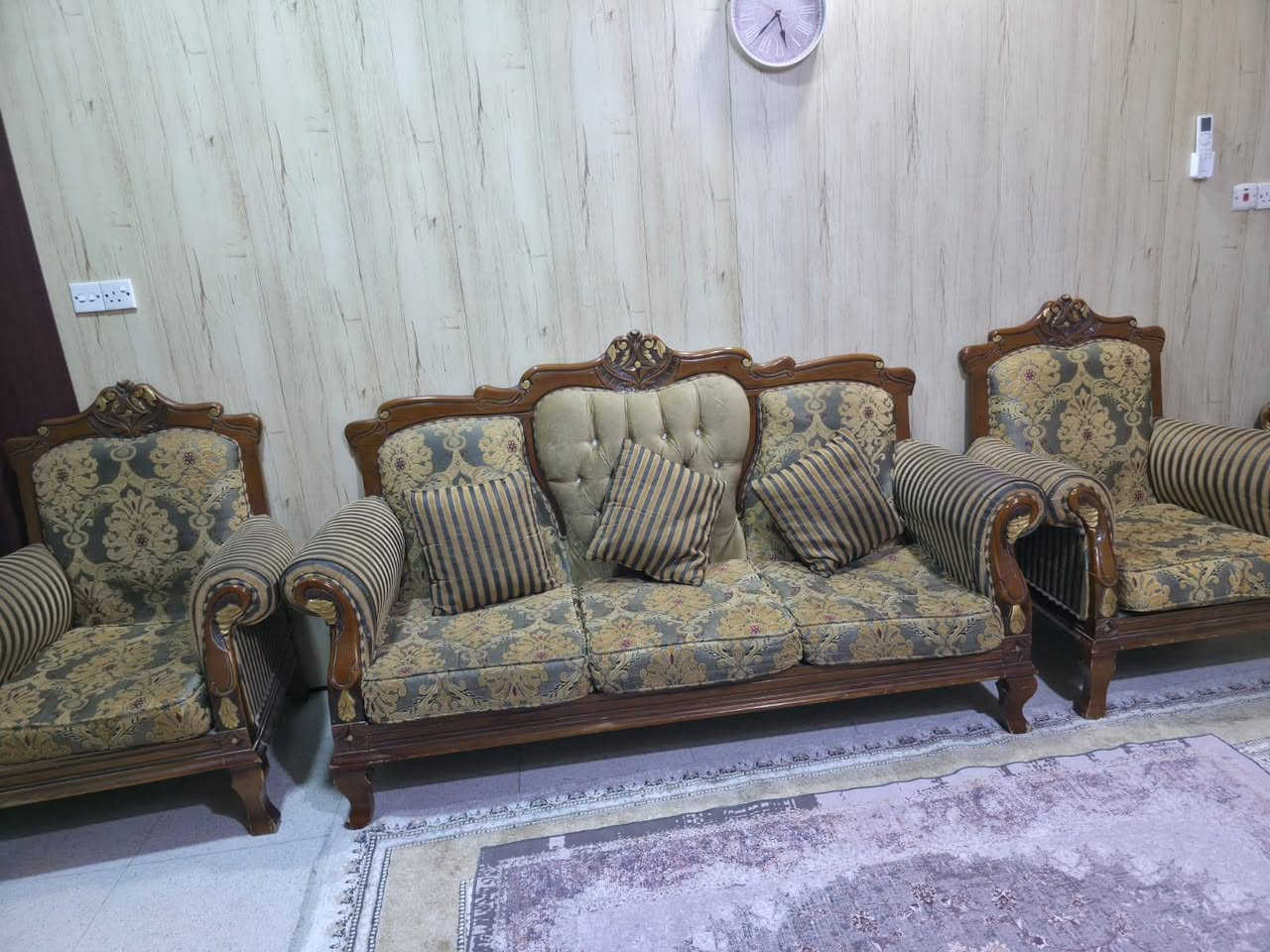 خشب قوي • نضيف • ٦قطع