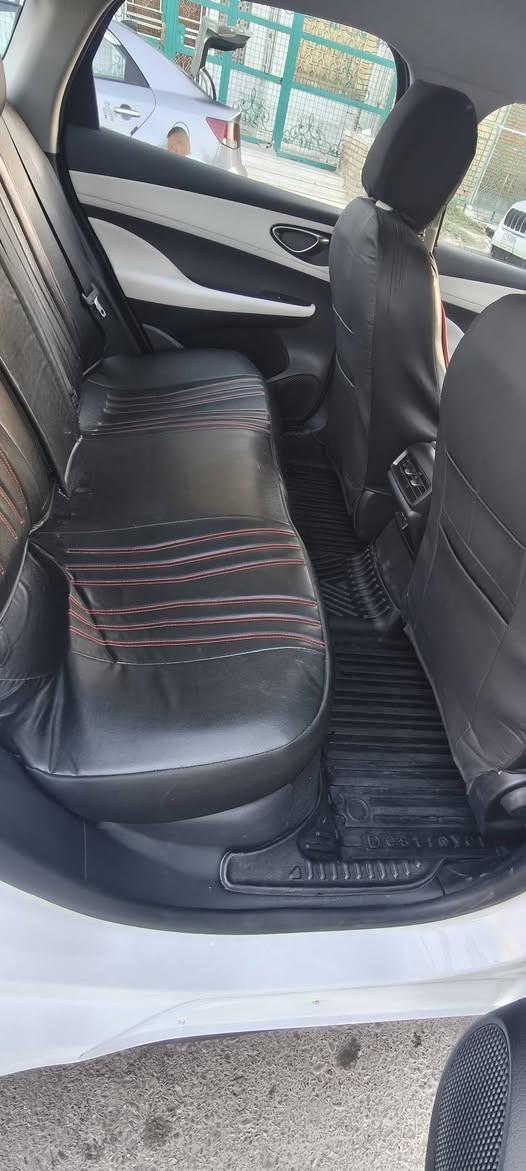 #للبيع 
سيارة BYD سيل 5 
ماشية ١١ الف كيلو كلي
الرقم بغداد رقم حلو
السيارة ماشية فقط مكفولة من كلشي 
مغلف كشنات وستيرن ودشبول
ومنطقة الكير كلها 
ارضيات
ومعتني بيها 
السيارة متشتريلها كلشي كامل 
المكان بغداد 
السعر ١٩ مليون ونصف
للاستفسار : ***********
