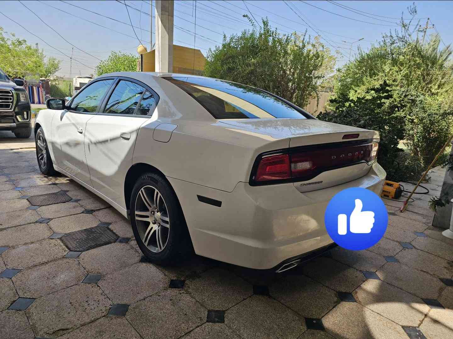 السلامُ عليكم …
للبيع فقط … 
السعر 16,500 دولار  يعني 165 ورقة وبي مجال 
Dodge Charger
موديل 2012       وارد خليجي   اللون ابيض 
                    عداد المسافة 230000 الف كم 
رقم بغداد الجديد بأسمي سنوية 2027 
💎 تحكم كامل 
💎 ويل كب 18 الاصلي 
💎 تبريد + تدفئ فول 
💎 كير طياره 
💎 شاشة صغيرة 
💎 كامره 
💎 بصمة تشغيل 
💎 تشغيل عن بعد 
💎 كشاف ثلجي 
💎 محرك 6 سلندر 3600 
السياره نظيفة وجديده وجاهزة وعليه ادامه كامله  
ضرر فقط قبق الجنطة مبدل اثر دحجه وتكحيل بالجاملغ الامامي جهة السايق فد شي بسيط كلش مقدار شبر صور السونار موجوده بالمنشور / غرفة داخل السيارة نظيفة 
موجوده بالحلة         للأستفسار اكثر الاتصال *********** ( واتساب )
