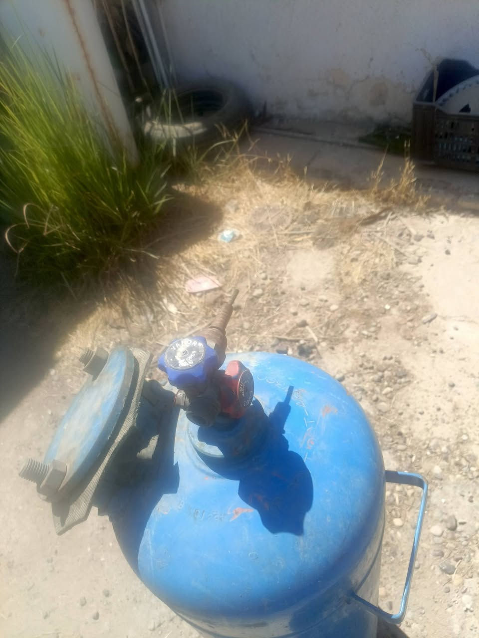 بطل الي يسوون بي غاز الهيليوم غاز مال نفاخ كلشي ما بي رايده 70 و بي مجال *********** مكاني التاجي
