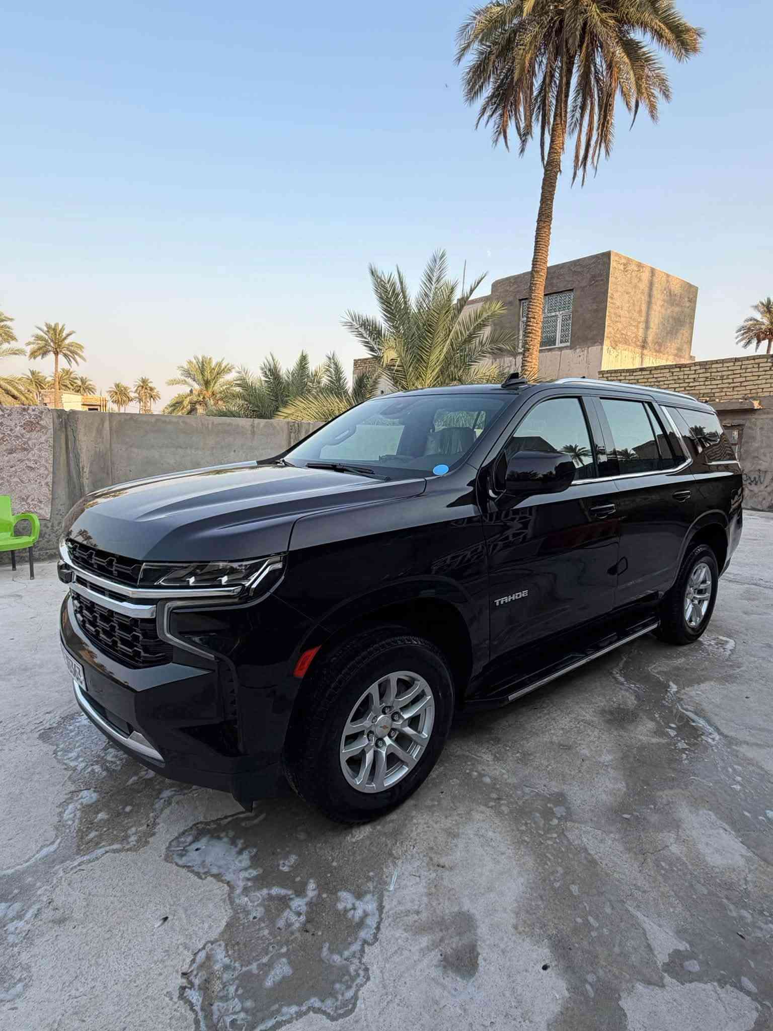 السلام عليكم للبيع تاهو موديل2024 كفاله عامه خليجي وكاله المنصور  موصفات Ls بمسي رقم بغداد ماشيه 31  مكينه 8 ستندر 5300 مكاني بابل ***********
