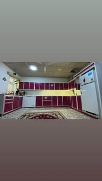 ئەم کەوانتەرە بۆ فرۆشتنە  ئەلەمنیۆمە  کەمێک کۆن بوە بەلام موادەکەی چاک...