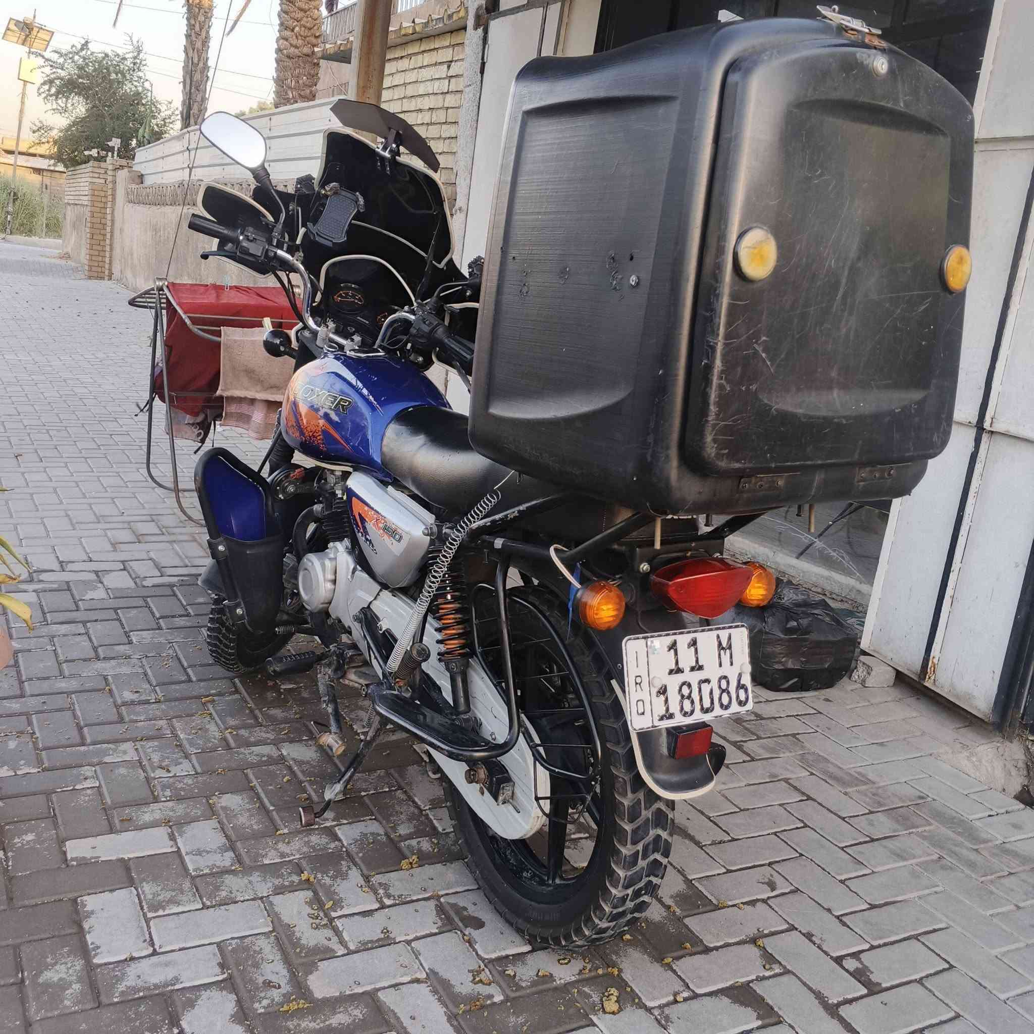 السلام عليكم..
بوكسر جبلي موديل نهايه ال2021 تحويل مباشر تجفيت شركه 
دراجه جاهزه خير من الله  السعر 1,900 
مكاني بغداد المدينه 
***********
