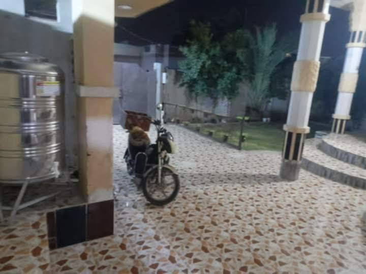 للبيع
بيت اللبيع

 طابقين بناء جديد يحتوي على

 ٤غرف نوم   و مطبخ   و هول   استقبال   و ديوانيه  حديقه  مكان حبانيه كوليكم حي العمال مقابل مدرسة عبدالرحمن الناصر و مقابل جامع الصحابه وقرب مستوصف صحي مساحة ٥٠٠ م

مراوس بل صكلاويه او البشجل

للاستفسار الاتصال على الرقم   
***********   اتصال
***********  واتساب 

من طرف ام سفانه
