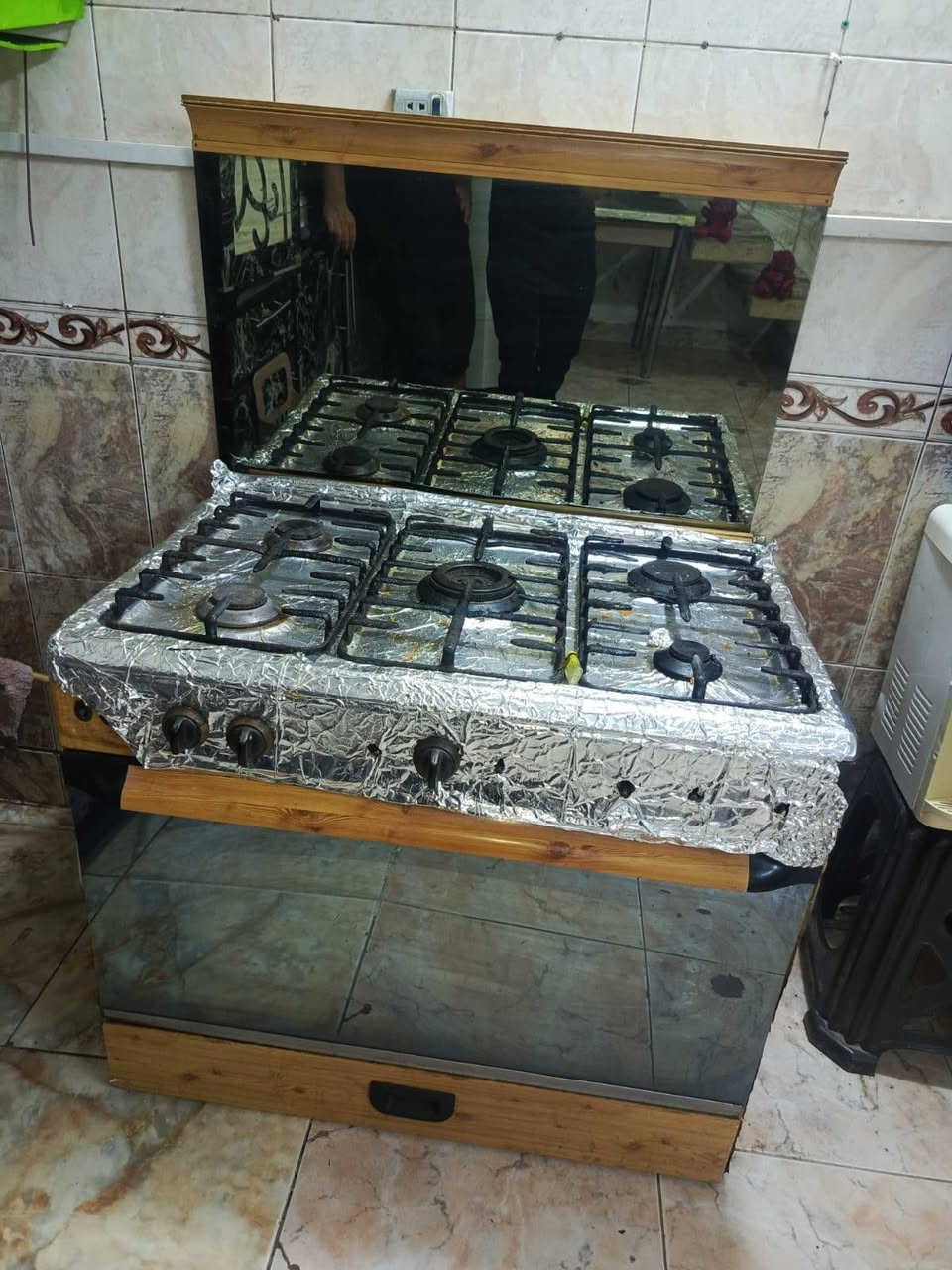 سلام عليكم غراض للبيع مكان دوره ابو دشير اكو توصيل بكروه ***********
