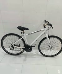 جاينت • ٢٨/٧٠٠C • ٣×٧ سرعات